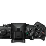 OM-5 (black) top plate view
